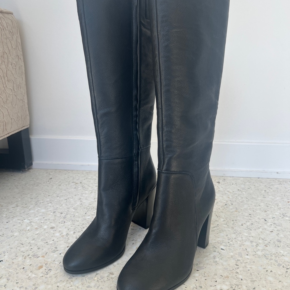 Kenneth Cole Black Heeled Boots